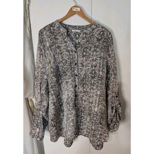 Erin London Women's Snake Print Button Down Blouse Top Plus Size 3X Silver Grey